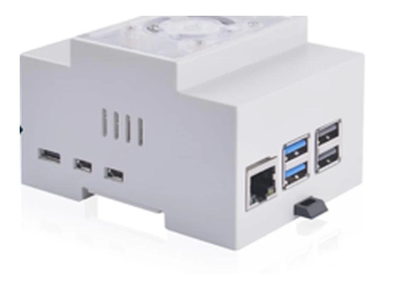 Kleinrechner im Hutschienengehäuse mit Ethernet- und USB-Anschlüssen